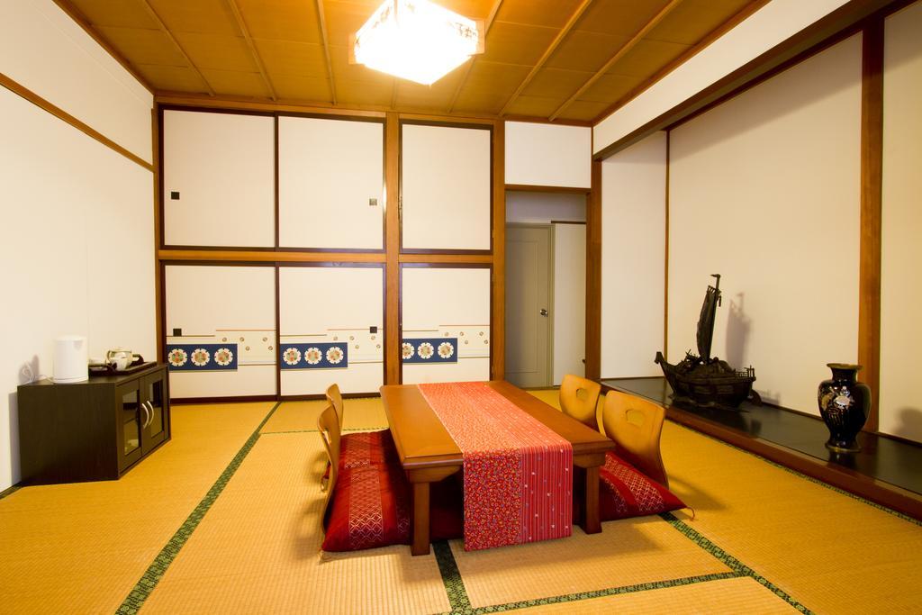 Guesthouse Fujinokura Kawaguchiko Ekimaeten Fujikawaguchiko Exterior photo